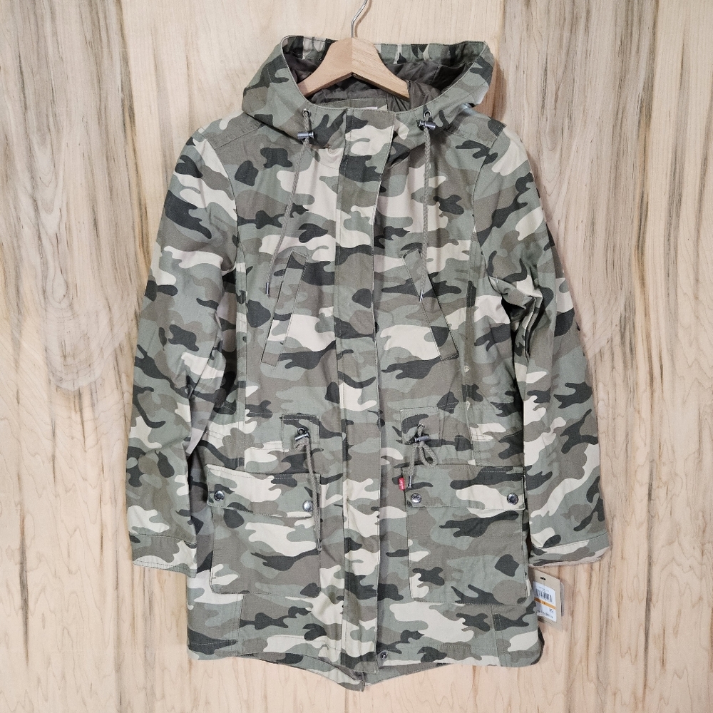 Levis Womens Size Small Camo Design Hooded Jacket Pockets Drawstring Waist Nwt